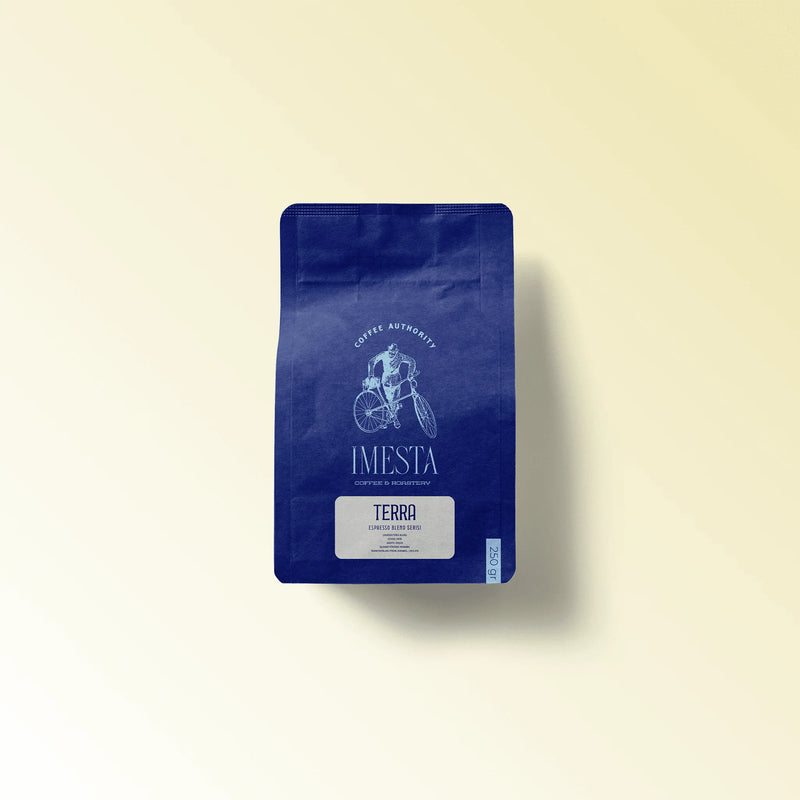 Imesta Terra nitelikli espresso kahve çekirdeği 250g ön paket görünümü.